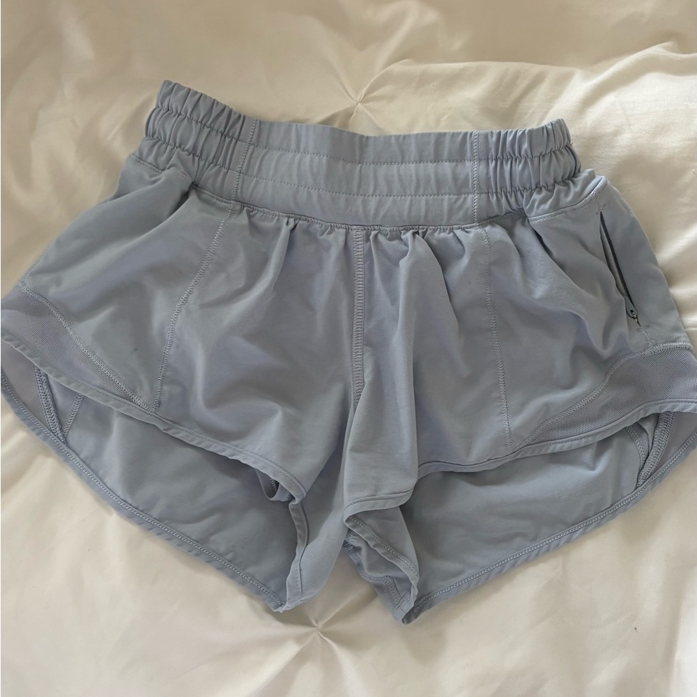 Lululemon hotty hots 2.5 inch!